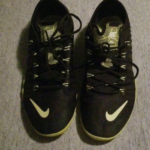 Nike tennis shoes